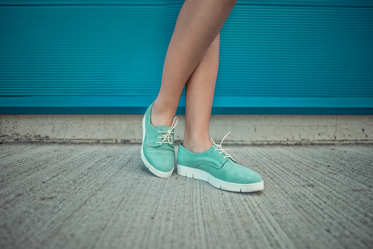 Women's Sneakers Slide 2